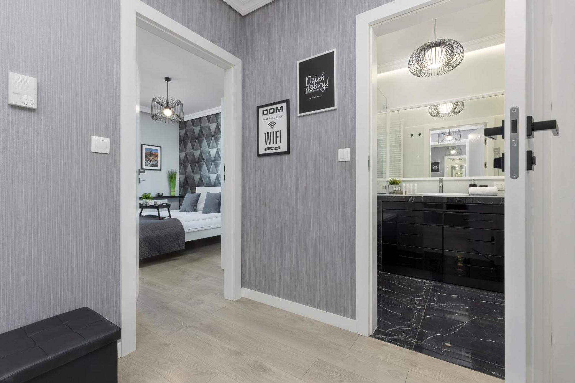 Podgorze Lipska Pet-Friendly Apartment With Balcony And Parking By Renters Prestige Kraków Eksteriør billede